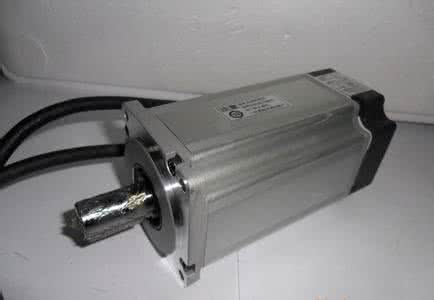 貝朗線材折彎機(jī)小課堂：慣量匹配對(duì)伺服電機(jī)有什么影響？