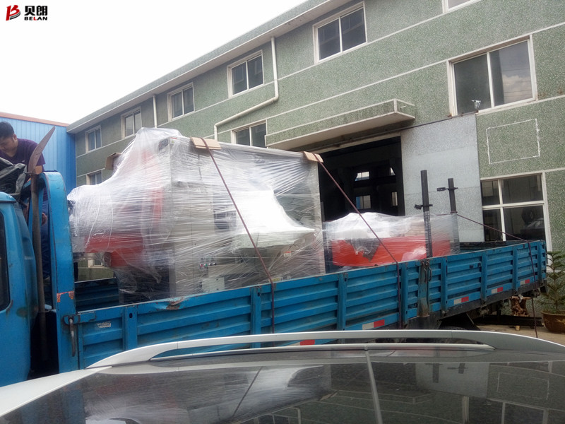 貝朗設備打包發(fā)貨現場