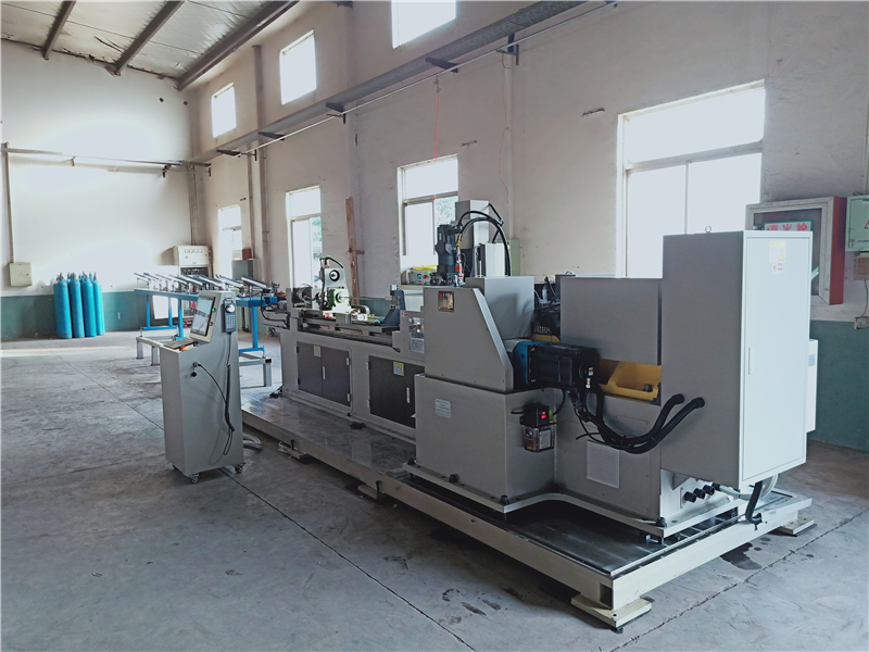 管材類排氣管成型機(jī)哪里有賣？